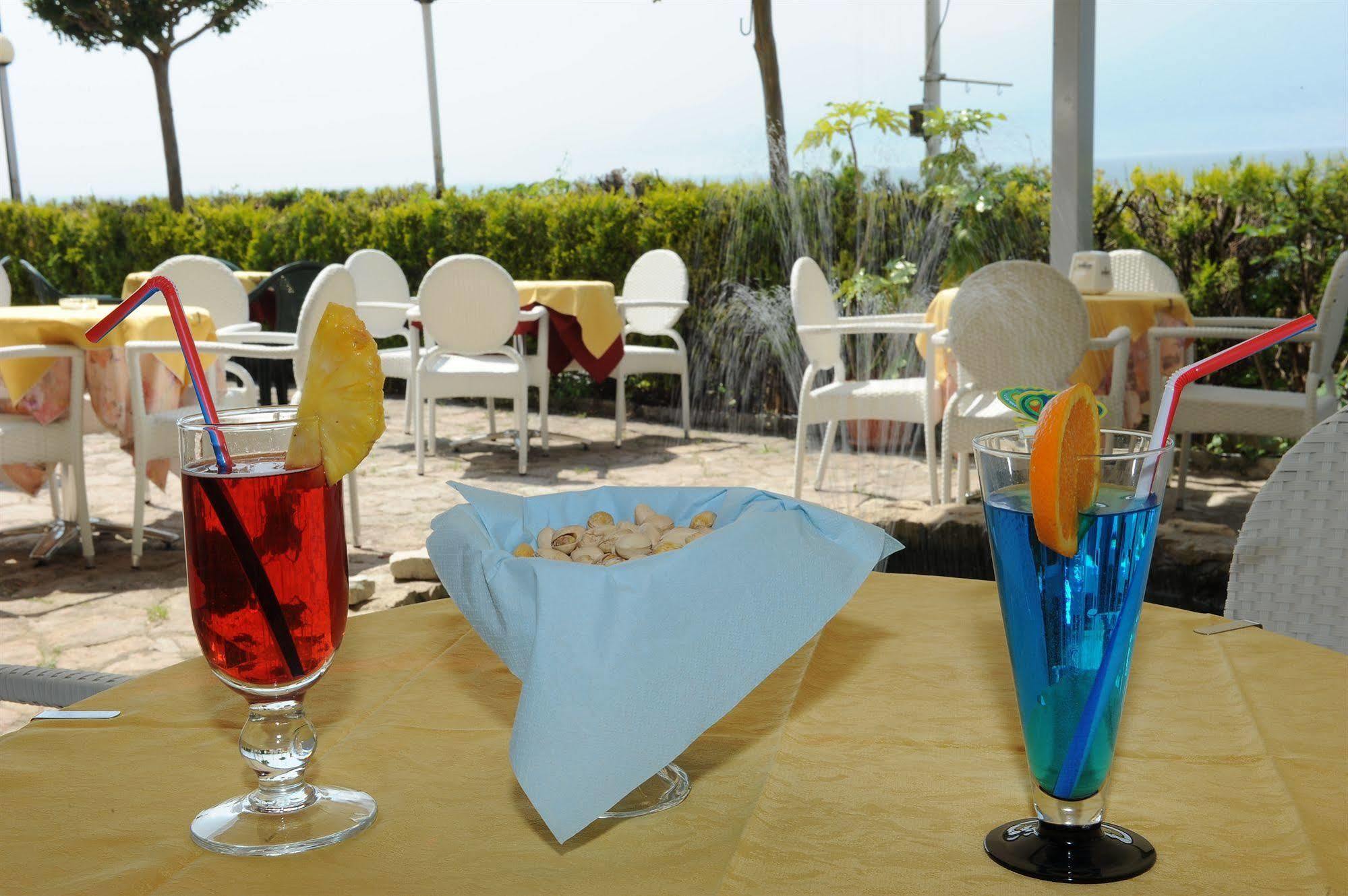 Hotel Caribe - Garda Lake Collection Brenzone sul Garda Exterior photo