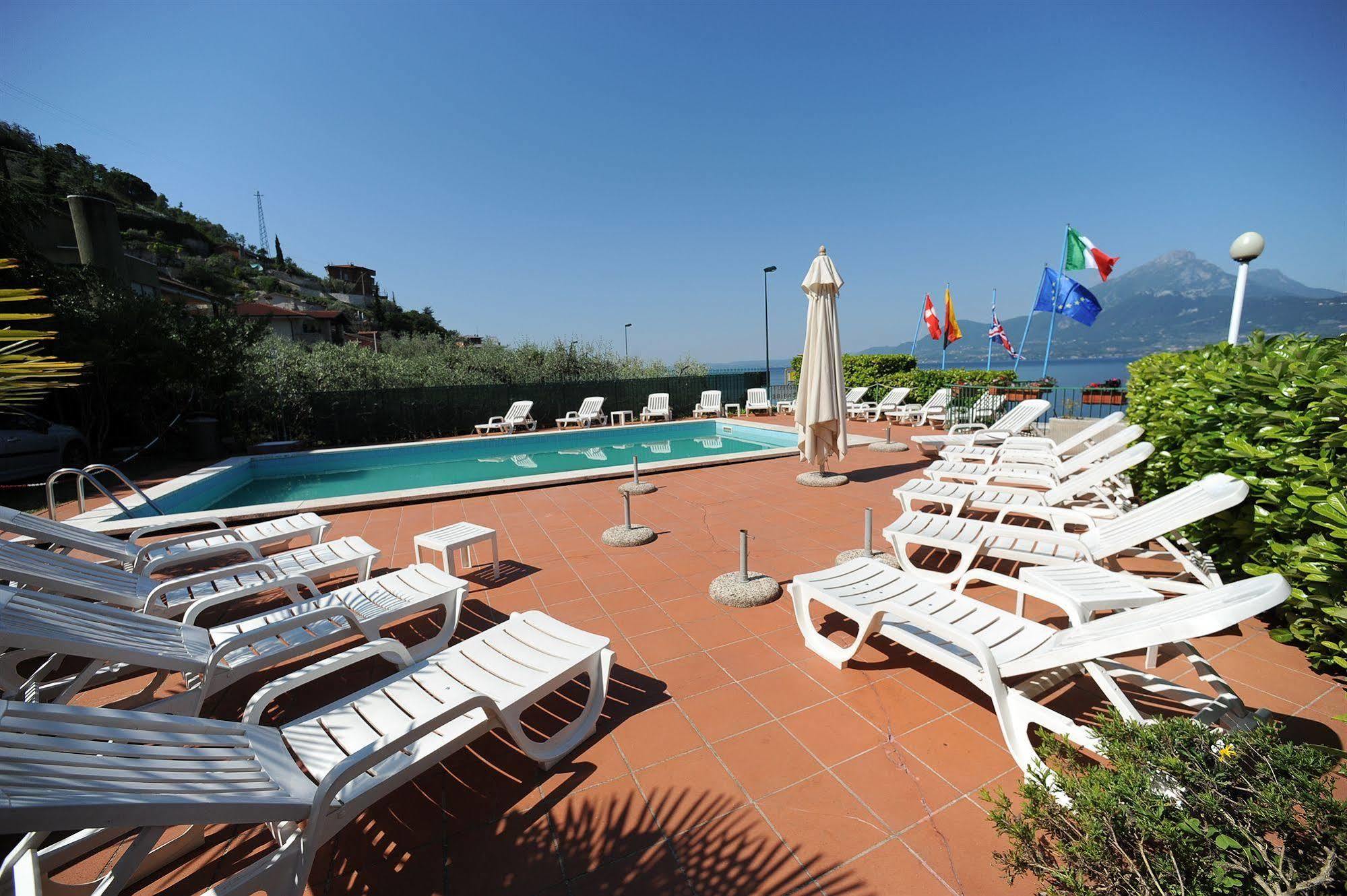 Hotel Caribe - Garda Lake Collection Brenzone sul Garda Exterior photo