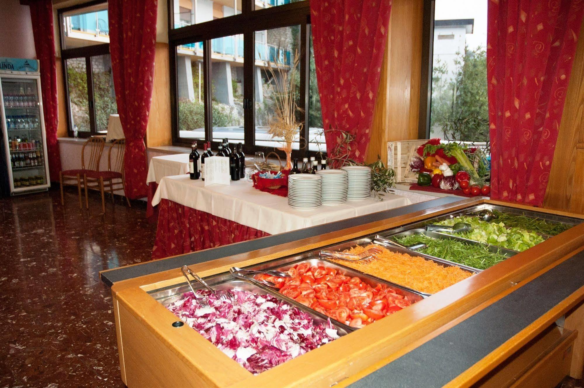 Hotel Caribe - Garda Lake Collection Brenzone sul Garda Exterior photo